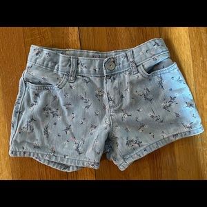 Girl’s size 6x/7 denim shorts